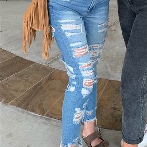 American Eagle Ripped mom jeans